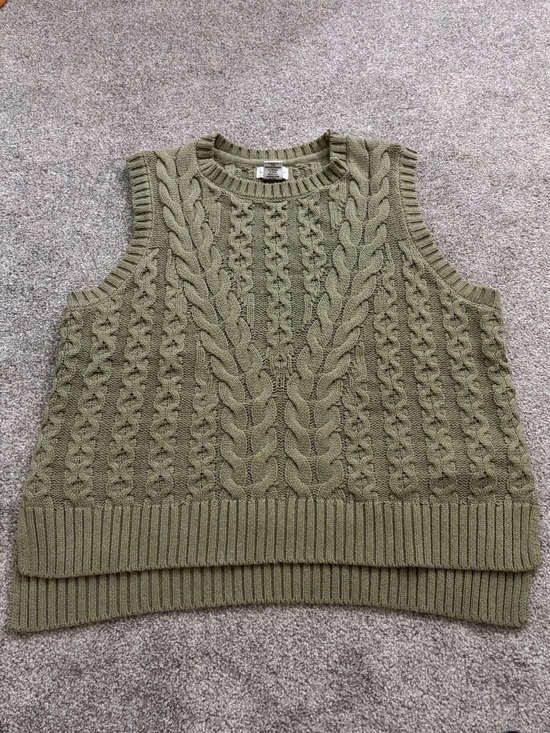 Nicole Miller Tops - Nicole Miller Olive Green Cable Knit Tank Sweater